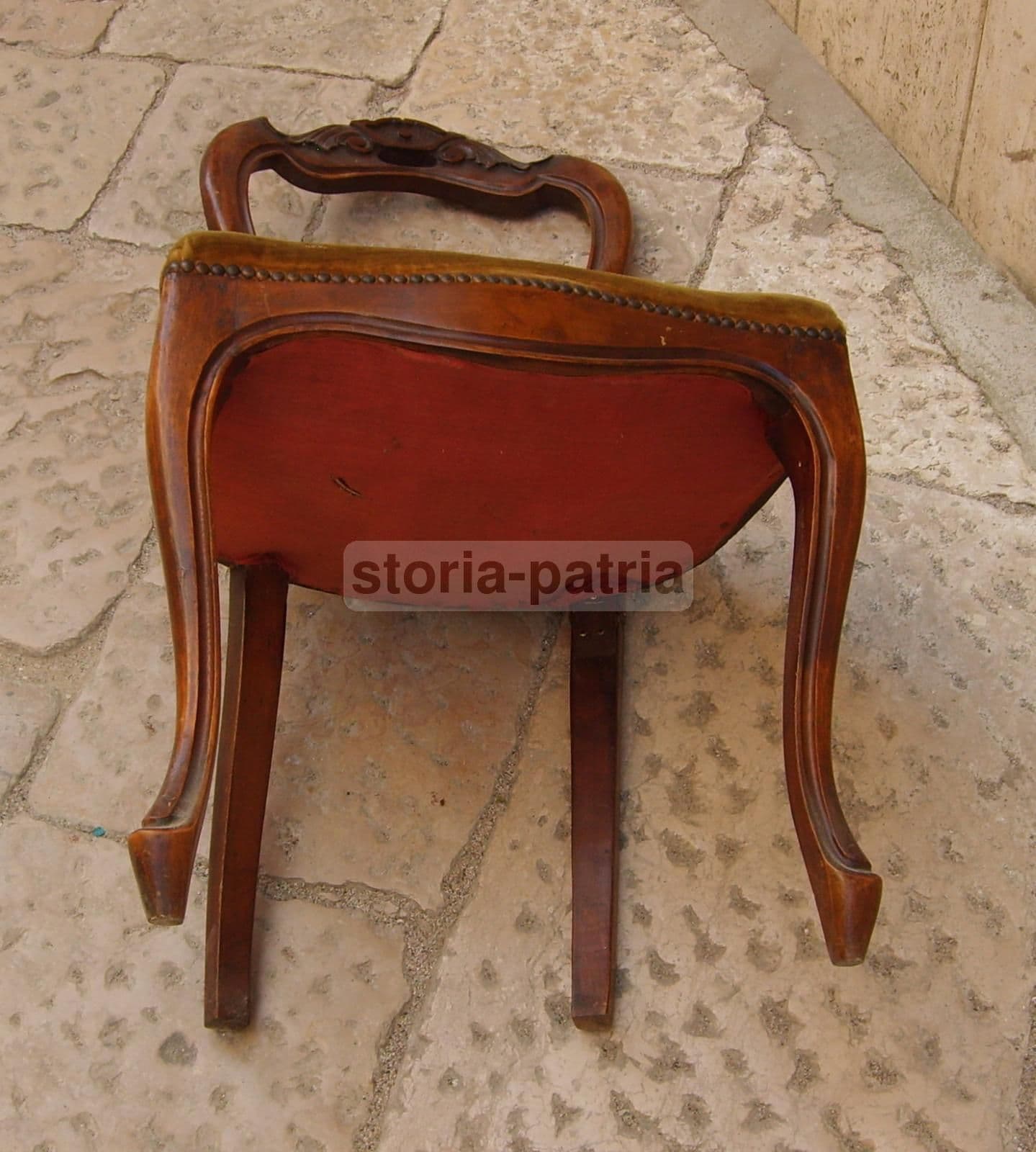 Sedia Imbottita Epoca Luigi Filippo In Legno Intagliato Da Restaurare