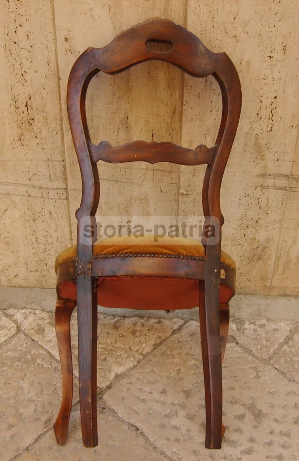 Sedia Imbottita Epoca Luigi Filippo In Legno Intagliato Da Restaurare