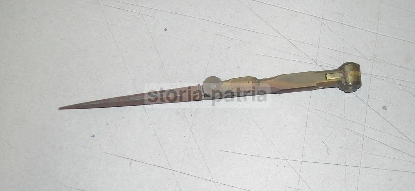 Compasso Antico In Ottone E Ferro (XIX Secolo)