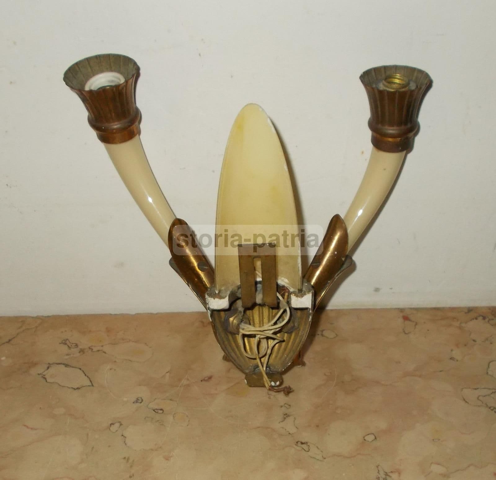 Applique Vintage Anni '50 In Ottone Dorato Stile Giò Ponti