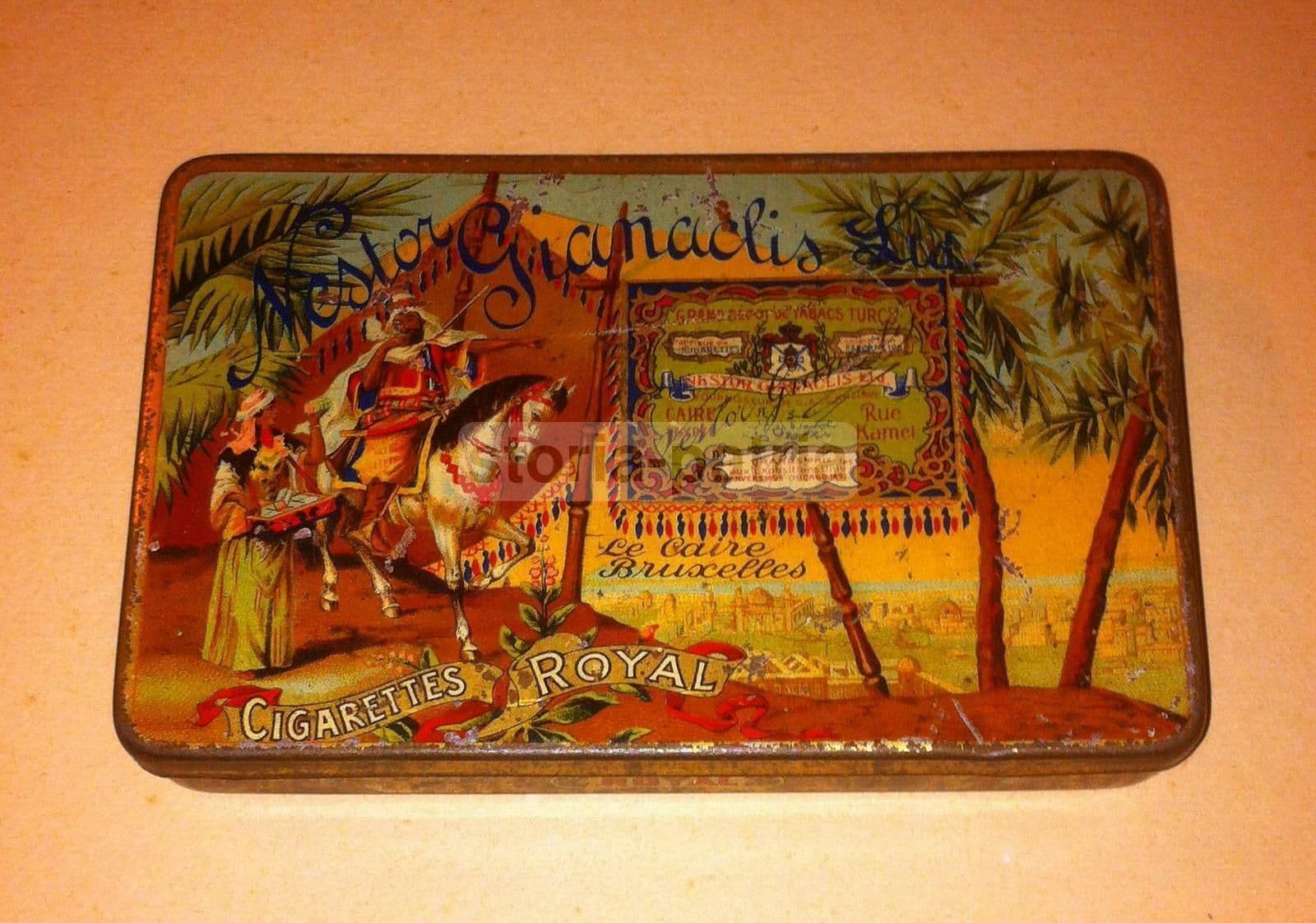 Scatola In Latta Per Sigarette Nestor Gianaclis Cairo Bruxelles, 1920 Circa