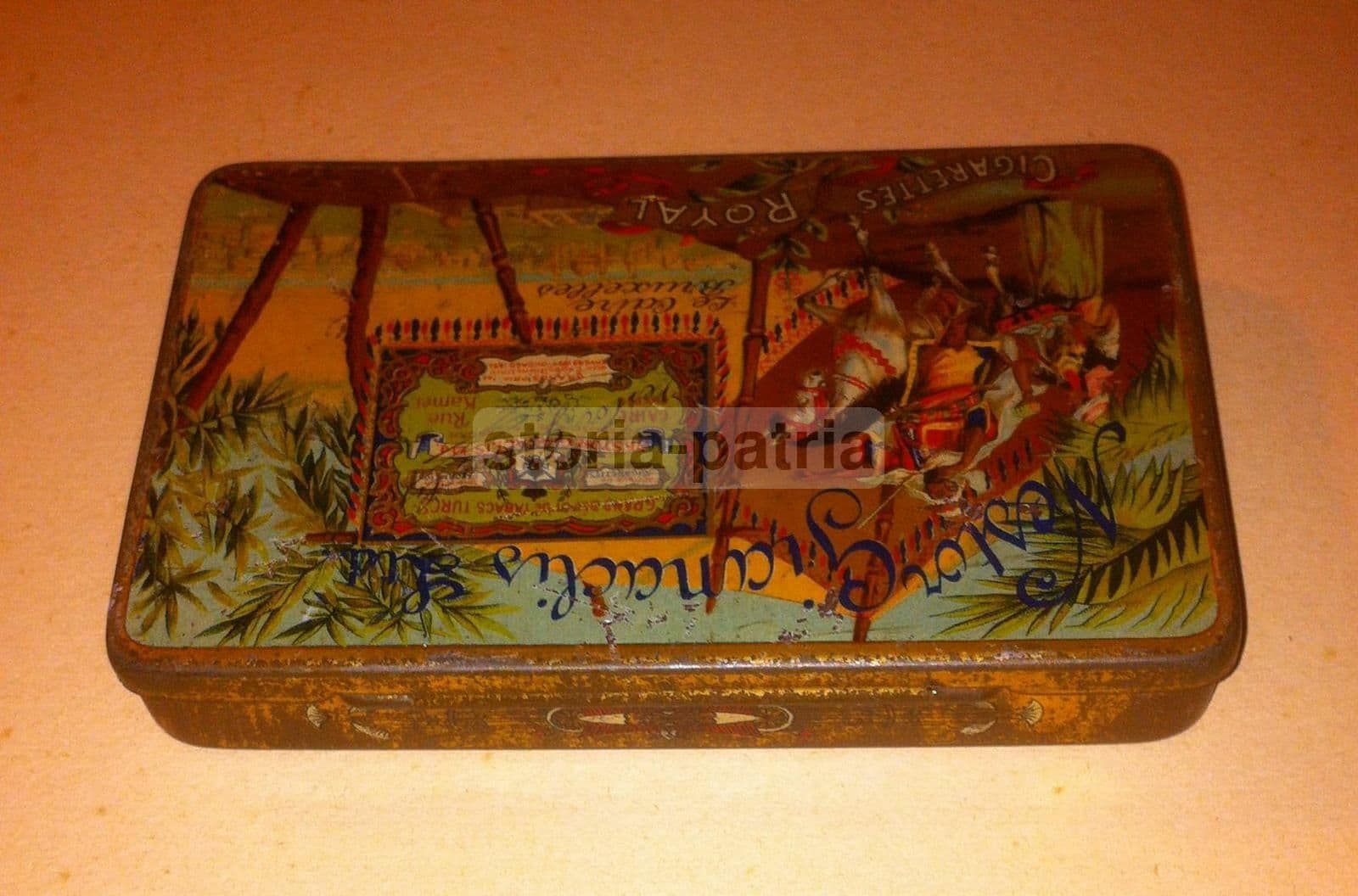 Scatola In Latta Per Sigarette Nestor Gianaclis Cairo Bruxelles, 1920 Circa