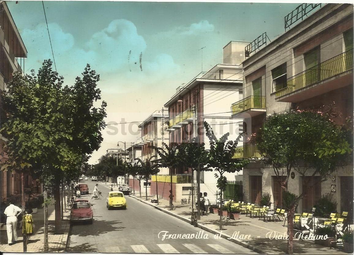 Cartolina Francavilla A Mare, Viale Nettuno, Anni '50 '60 E Auto d'Epoca