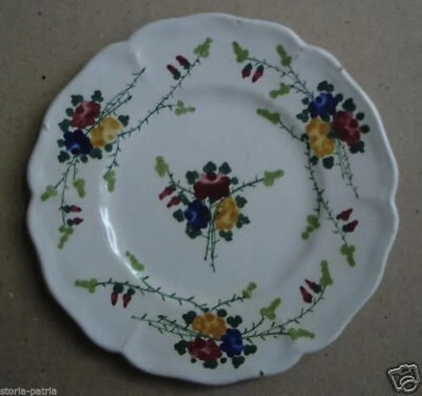 Piatto in Ceramica De Nardis, Rapino (abruzzo), Maiolica Floreale, Xx Secolo