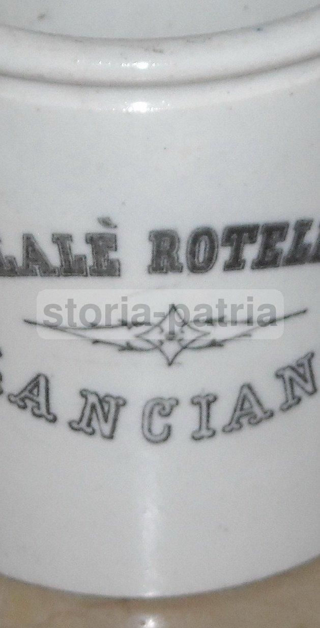 Antico Vasetto In Ceramica Pubblicitaria Colalè, Lanciano, Abruzzo, Circa 1900