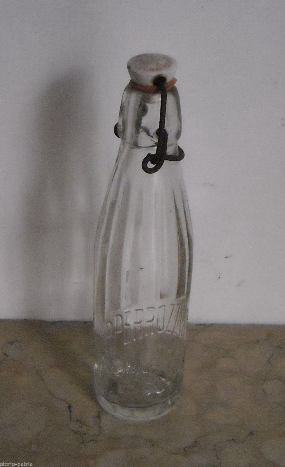 Bottiglia Gassosa P. Perrozzi Vasto (Chieti), Abruzzo, Prima Metà '900