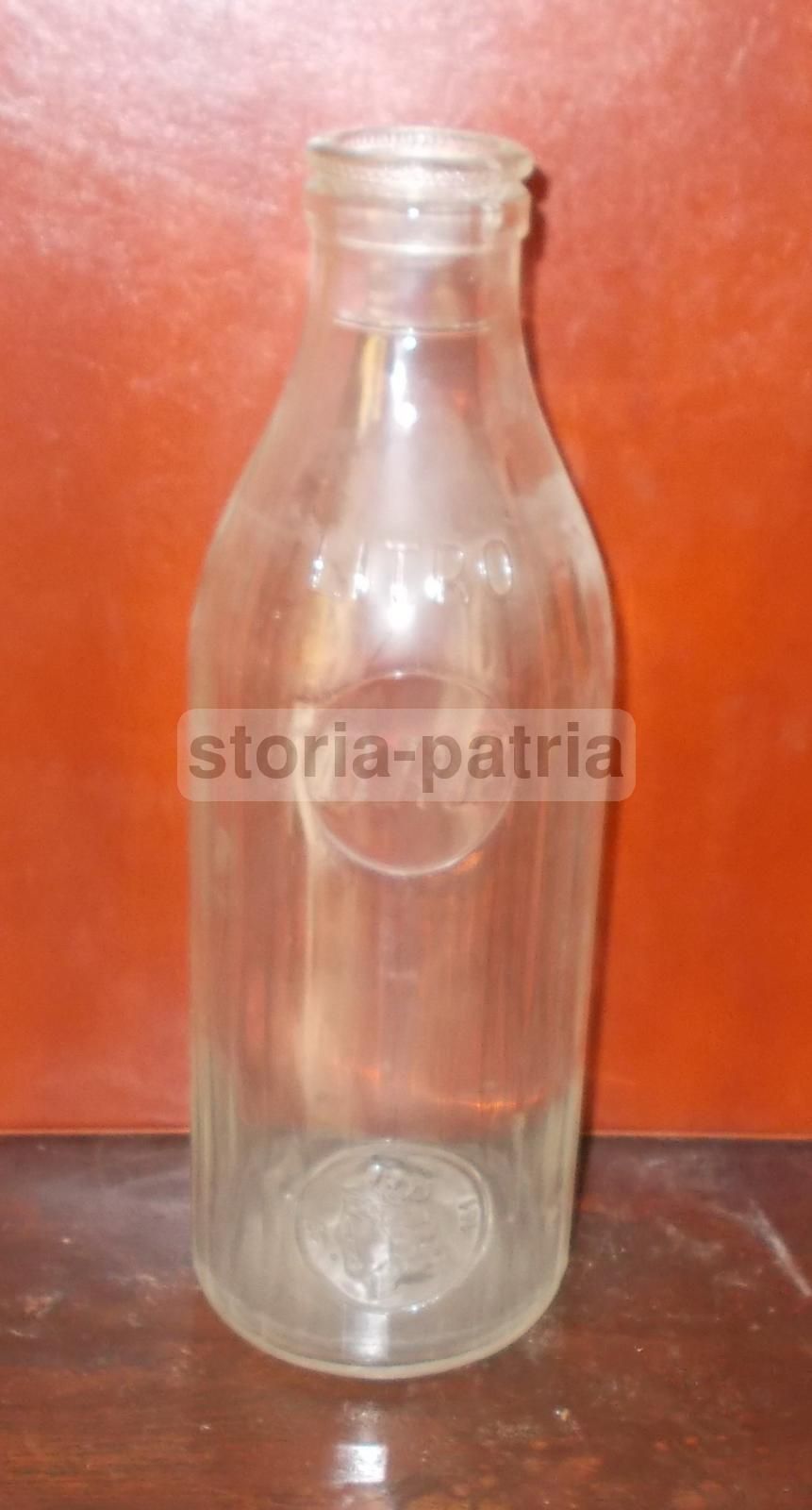 Bottiglia Da Latte In Vetro BRF Con Allegoria Dell'Italia (circa 1940 1960)