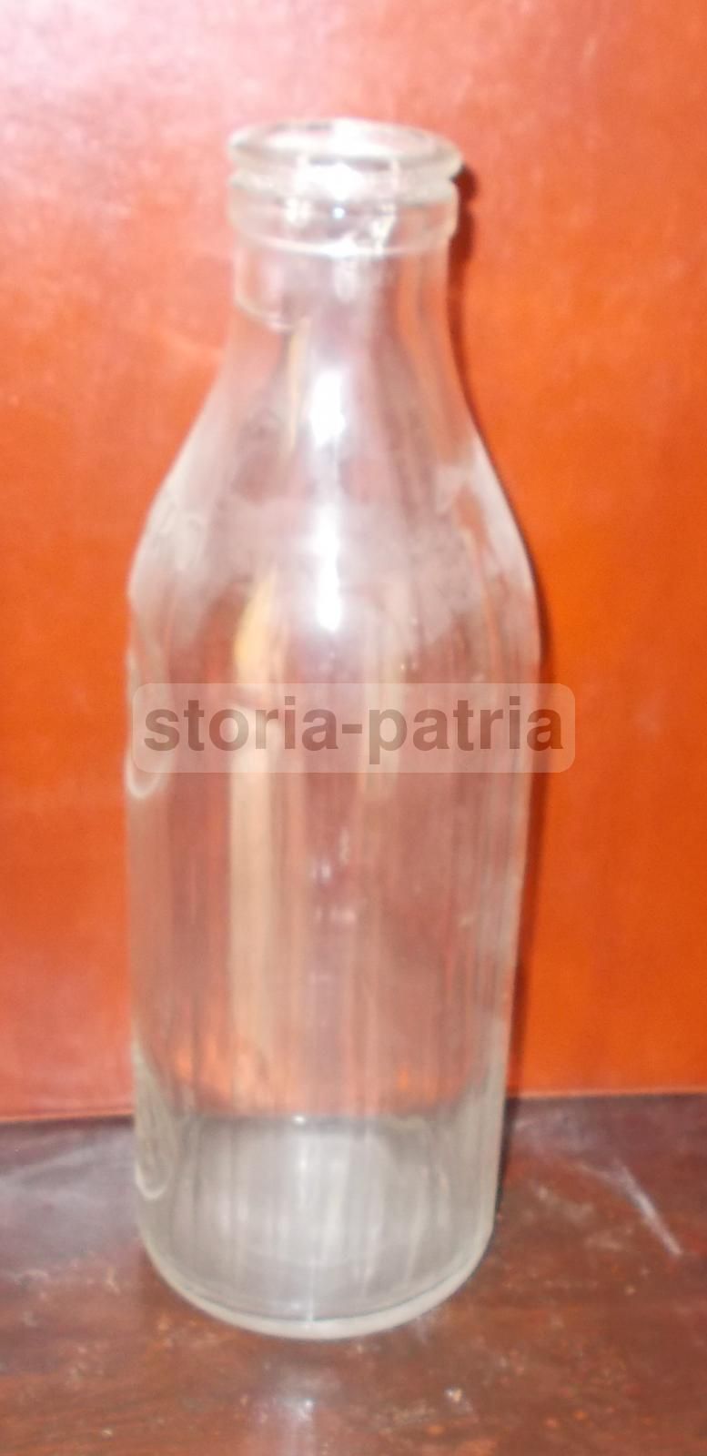 Bottiglia Da Latte In Vetro BRF Con Allegoria Dell'Italia (circa 1940 1960)