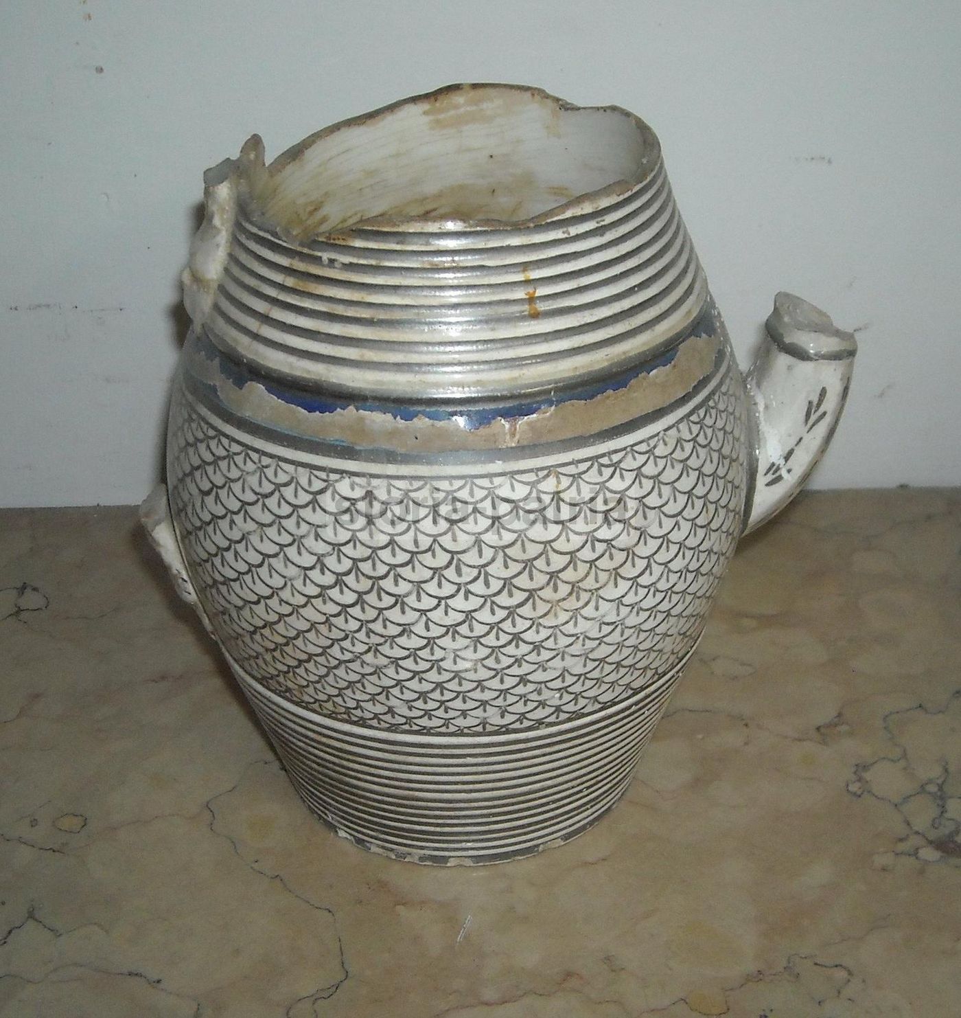 Brocca In Ceramica Napoletana Della Prima Metà Dell'800 Da Restaurare