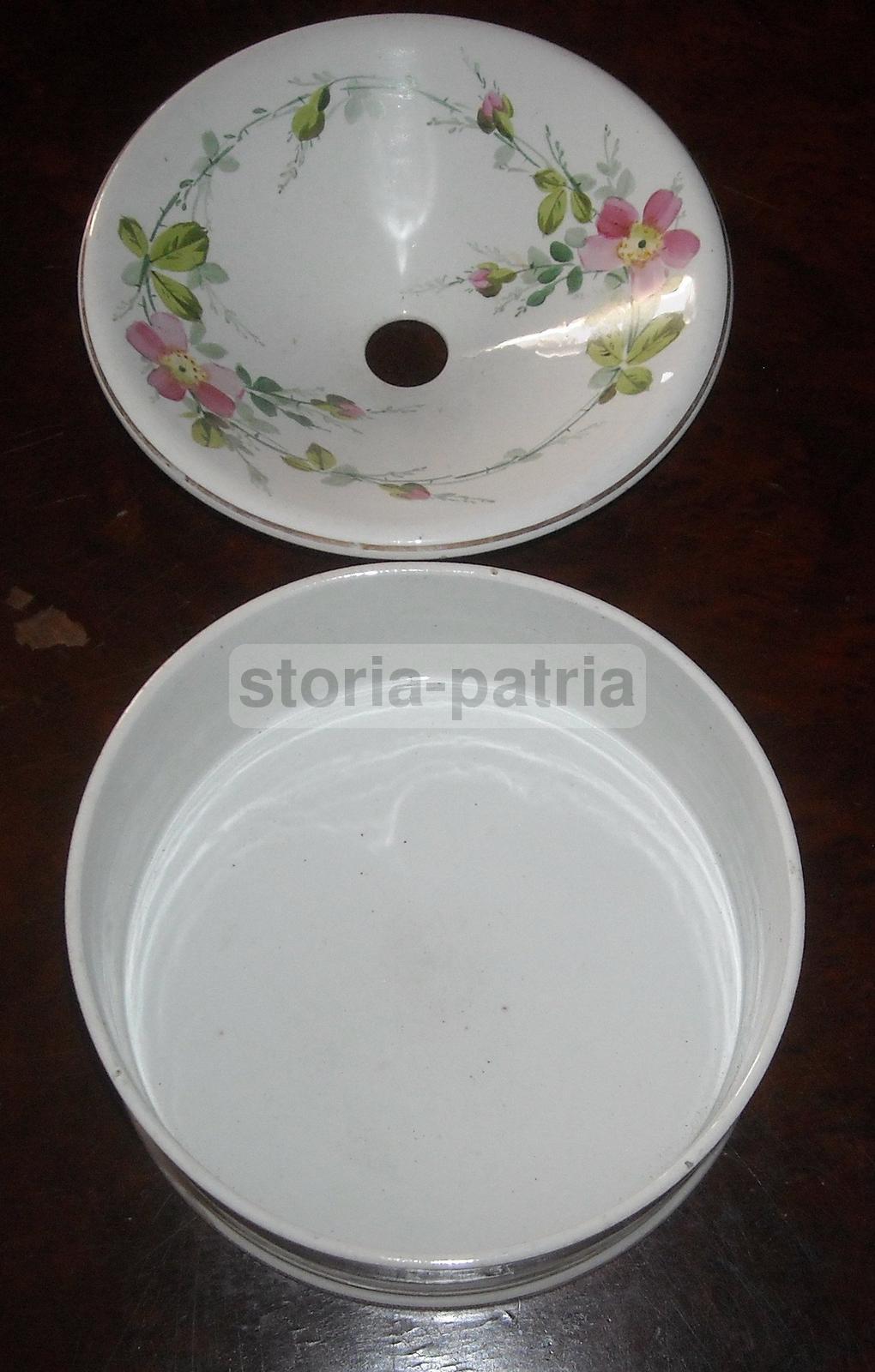 Soprammobile Antico In Ceramica Richard Con Decori Floreali 800