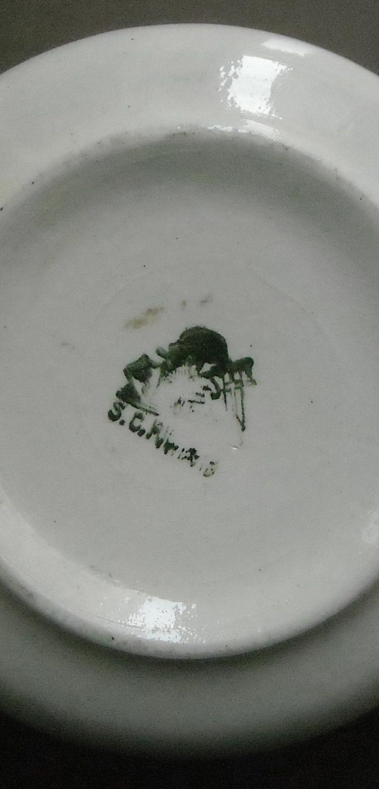 Antico Soprammobile In Ceramica S.C. Richard, Fine XIX Secolo