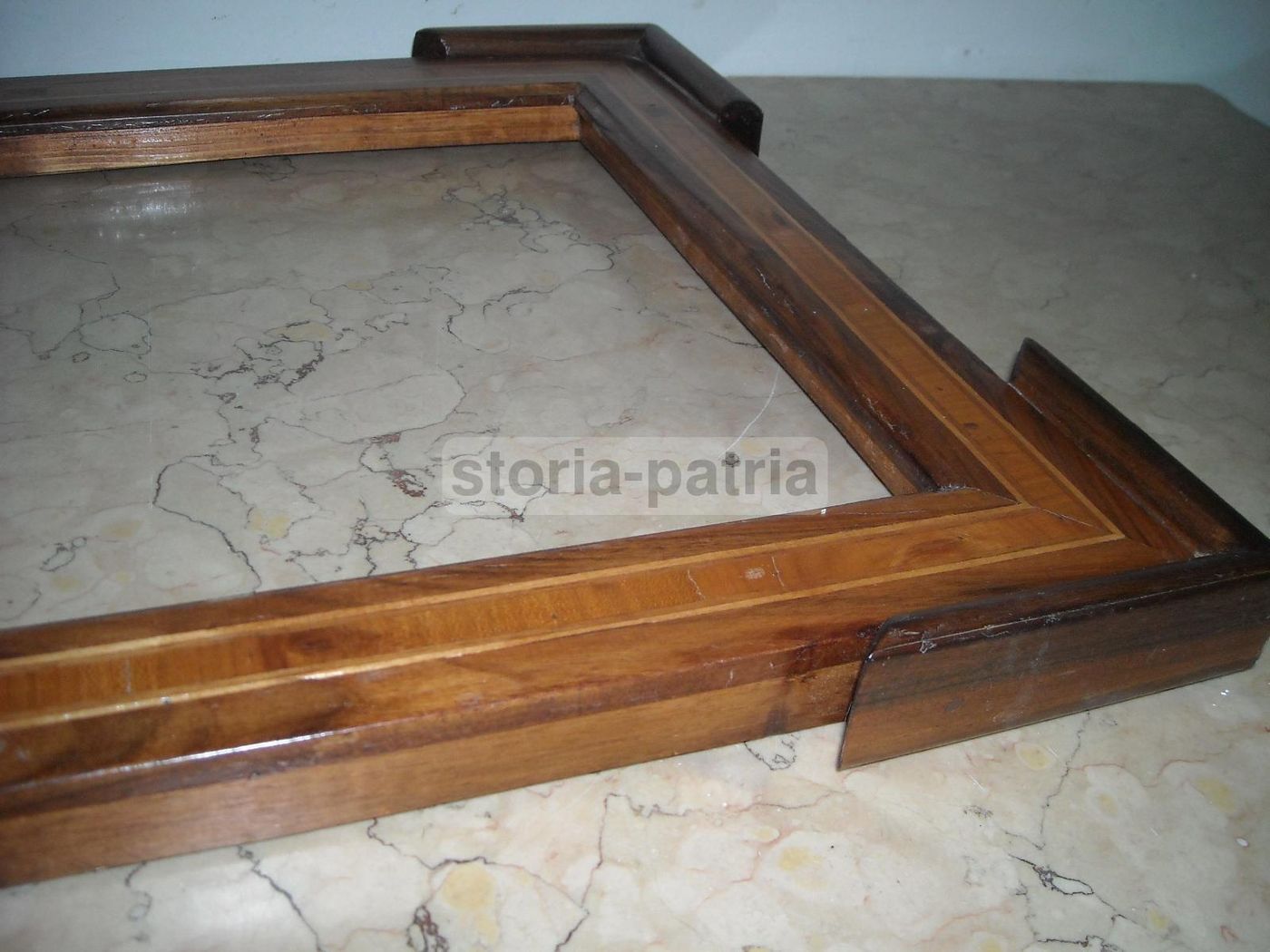 Cornice Antica In Legno Noce Con Intarsio Prima Metà 900