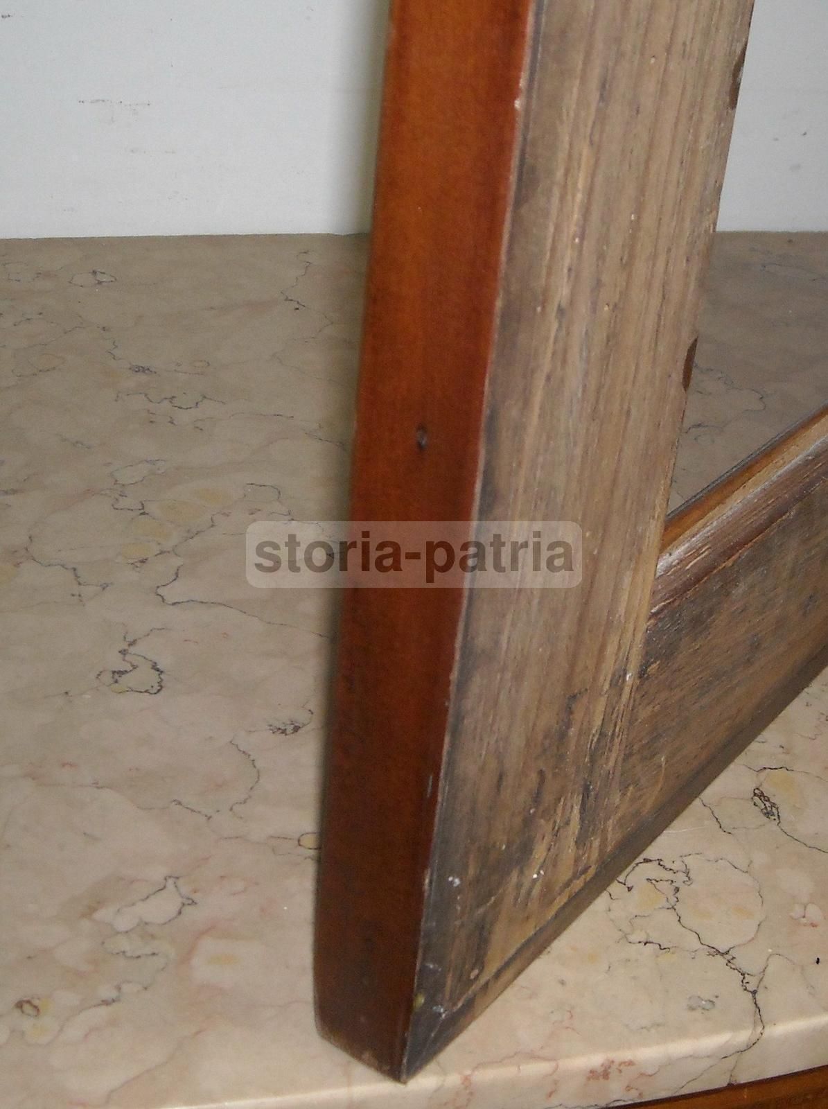 Antica Cornice In Legno Di Noce, 109x84 Cm, XIX Secolo