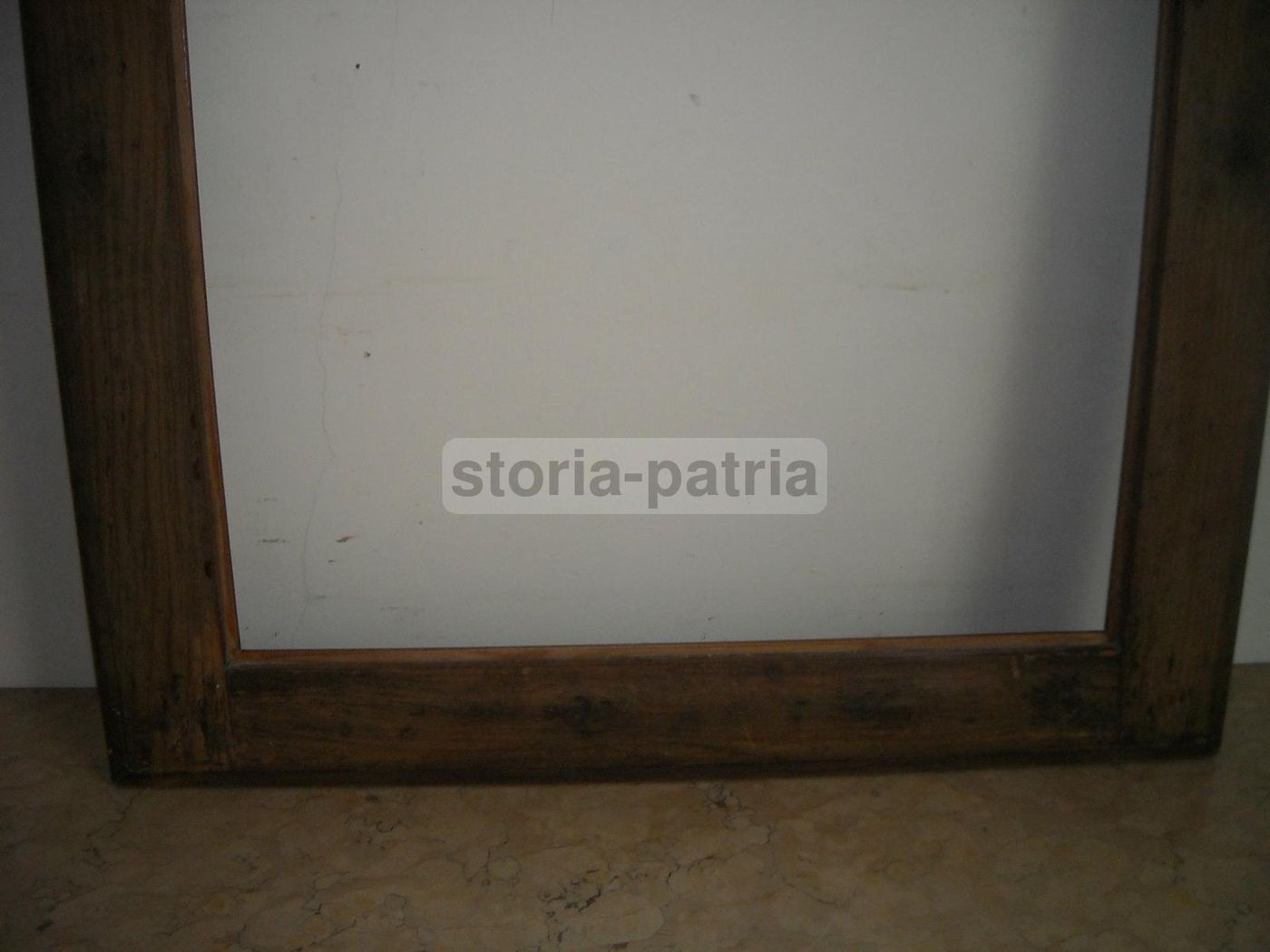 Antica Cornice In Legno Di Noce, 109x84 Cm, XIX Secolo