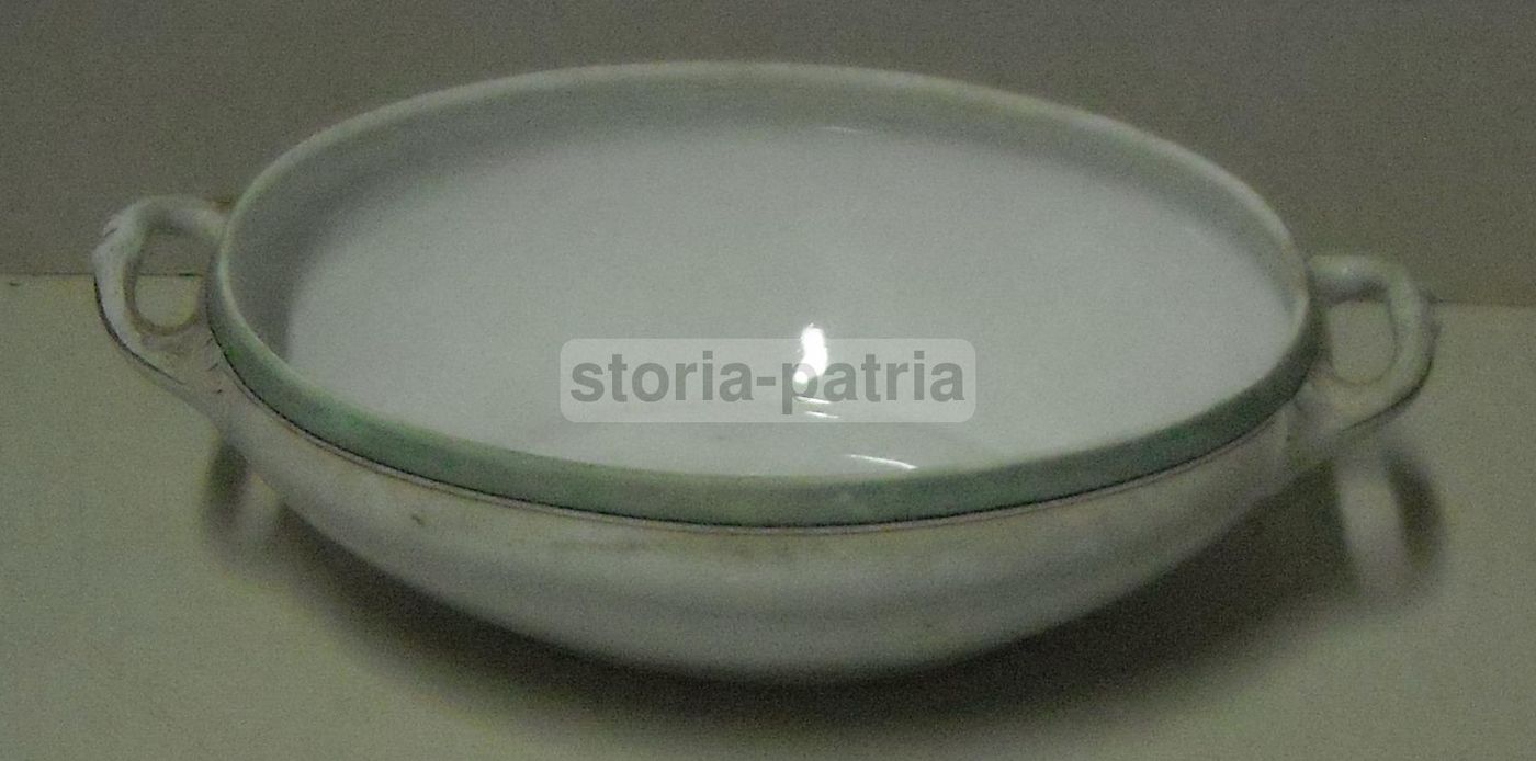 Zuppiera Antica In Porcellana Bianca Con Decori Verdi E Dorature