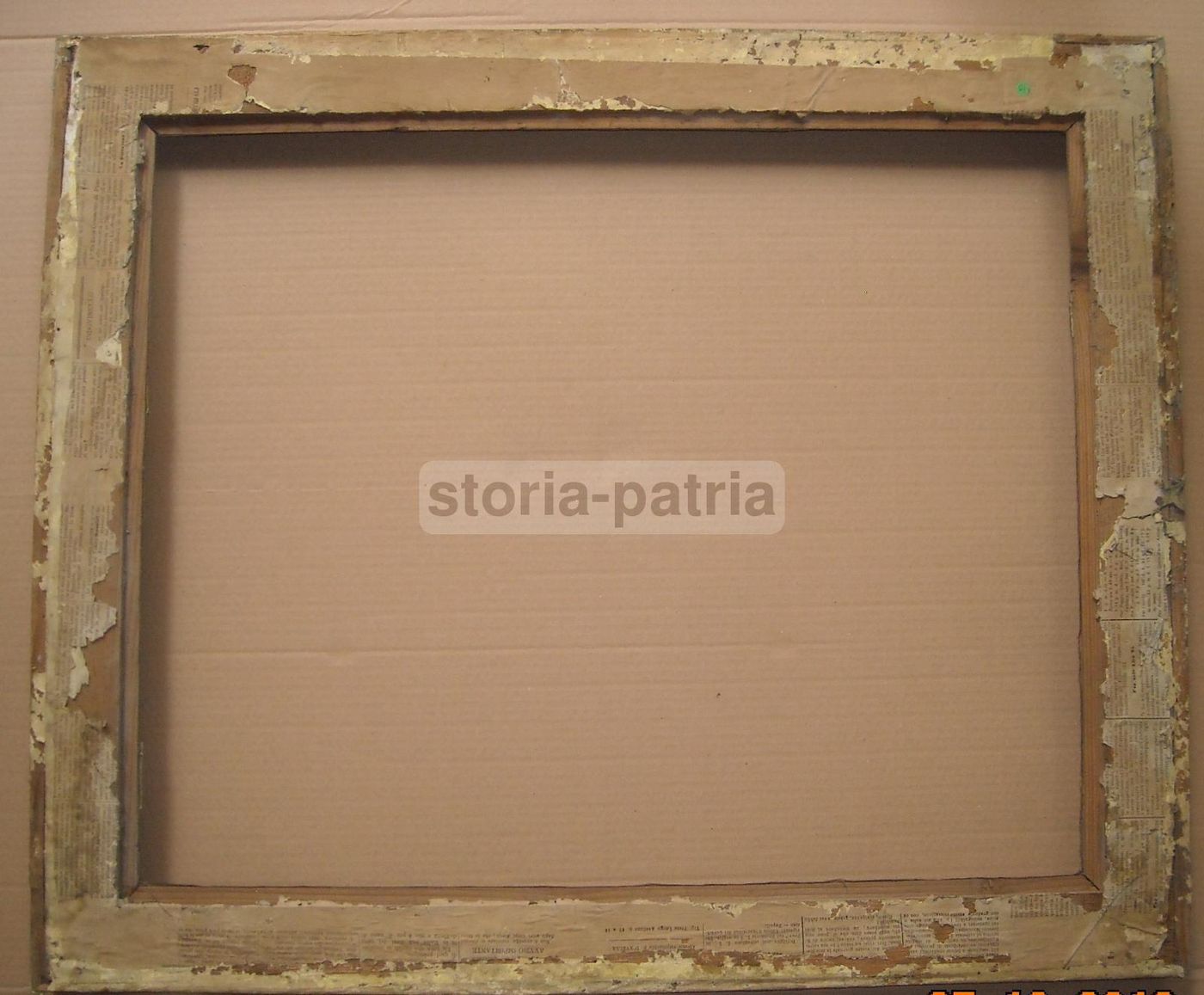 Antica Cornice In Legno E Carta Impressa Ramata, XIX Secolo