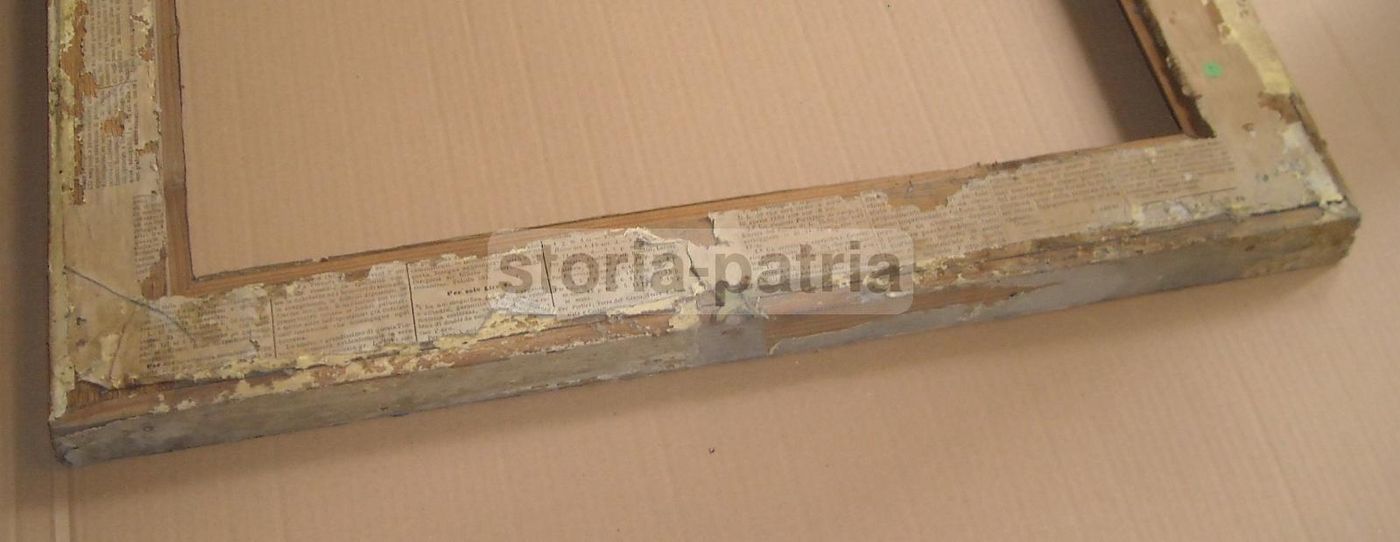 Antica Cornice In Legno E Carta Impressa Ramata, XIX Secolo