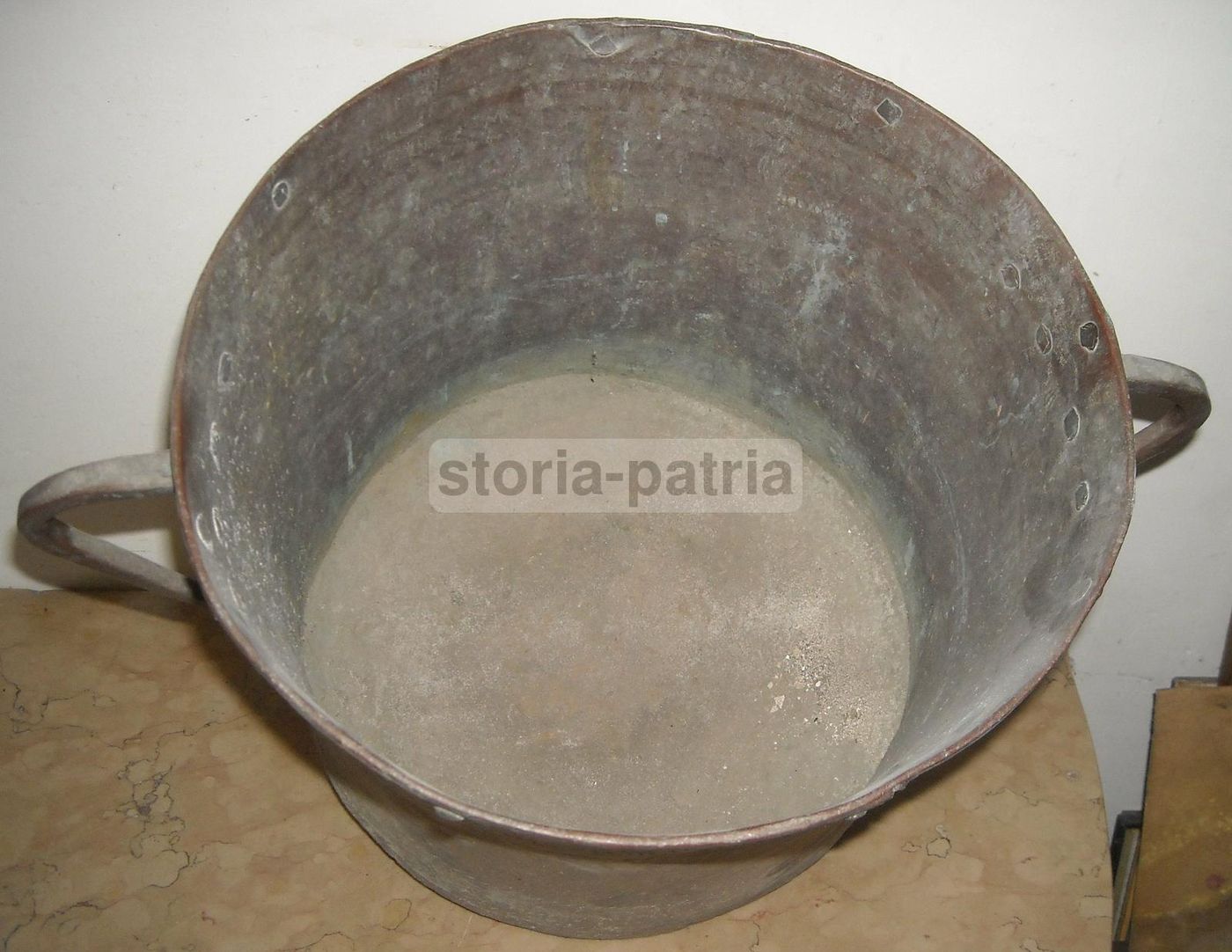 Antica Conca Abruzzese In Rame Battuto Per Trasporto Acqua