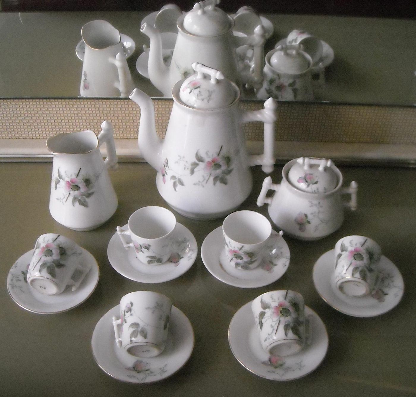 Servizio Da Caffè Antico In Porcellana Decorato Floreale Liberty