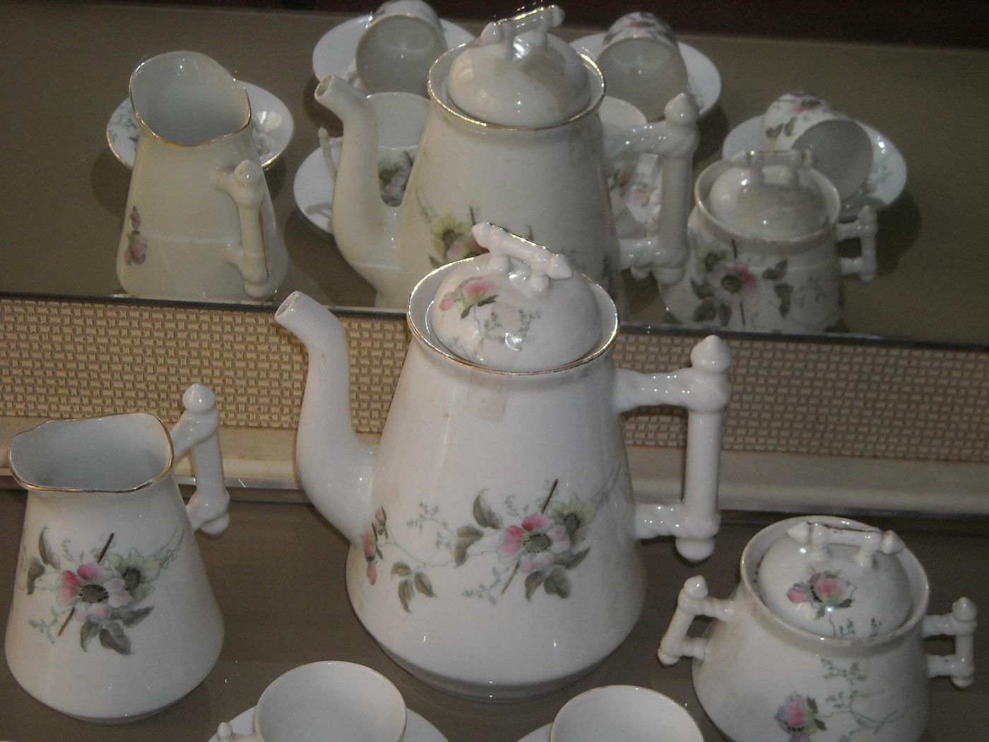 Servizio Da Caffè Antico In Porcellana Decorato Floreale Liberty