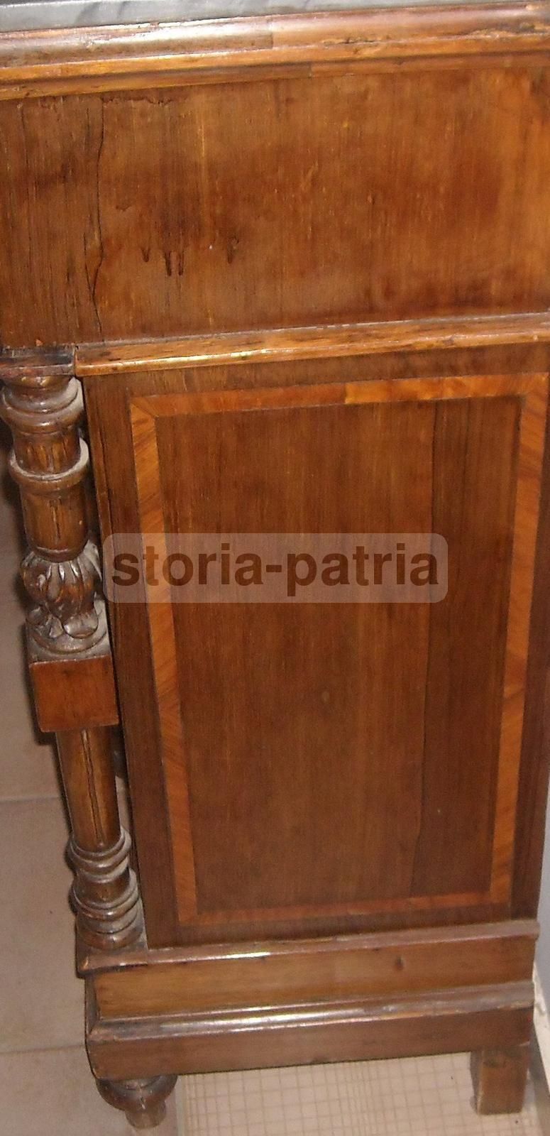 Antico Comodino Impiallacciato Con Intarsi, Metà XIX Secolo