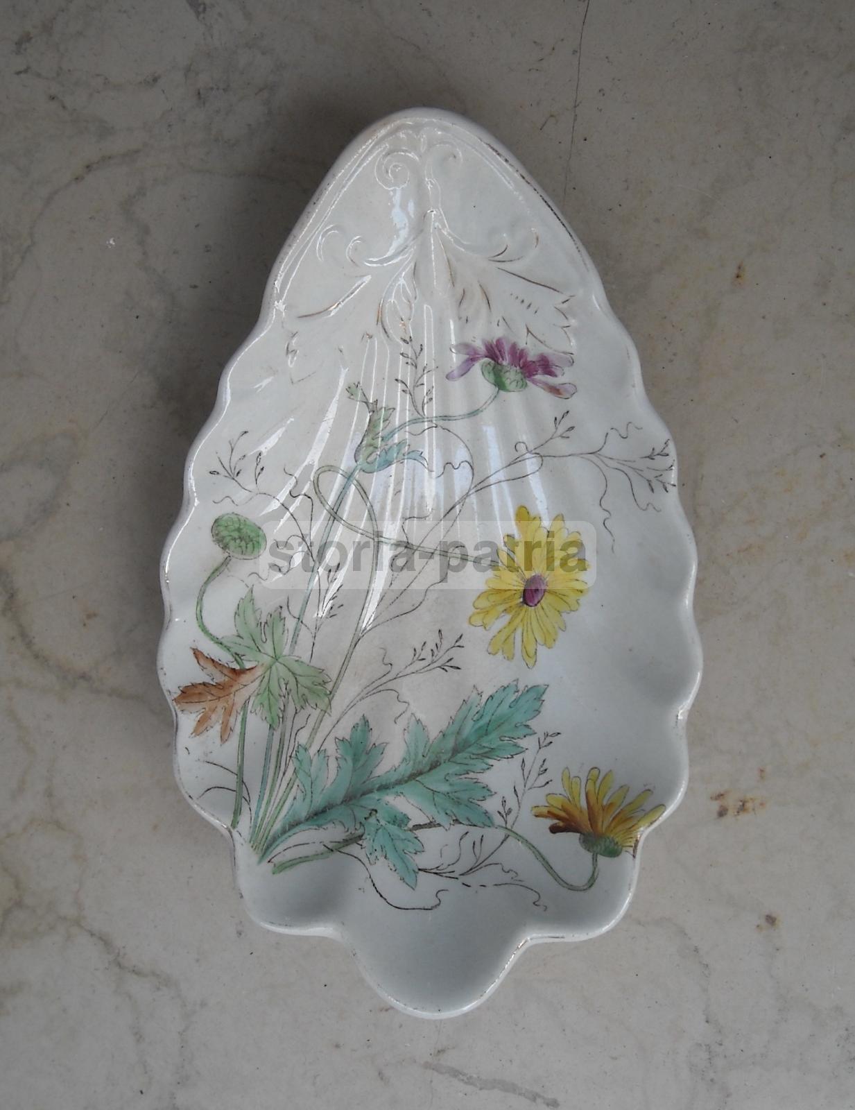Piatto In Ceramica Laveno SCI Verbanum Stone, Fine '800, Forma A Conchiglia