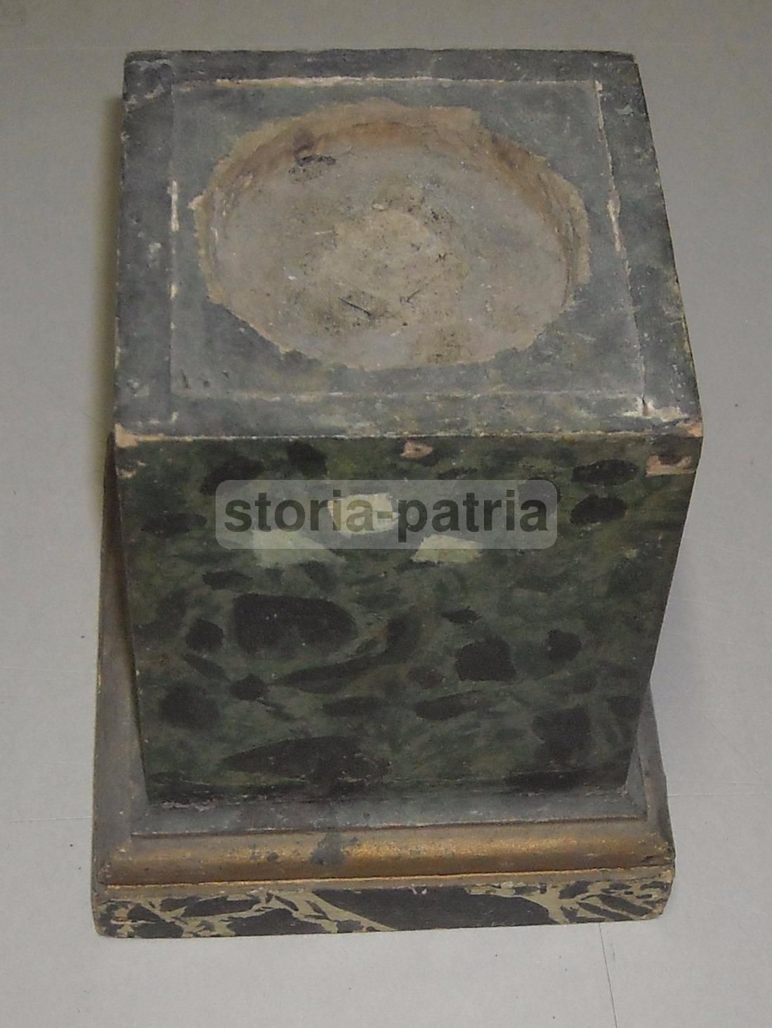 Antico Supporto Per Scultura In Legno Laccato Marmorizzato (Fine XVIII   Inizio XIX Secolo)