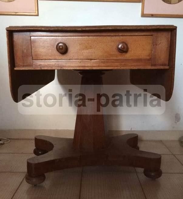 Tavolo Antico Con Alette In Mogano, Epoca Luigi Filippo, XIX Secolo