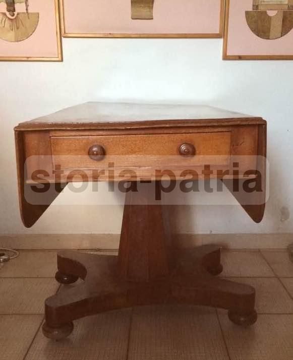 Tavolo Antico Con Alette In Mogano, Epoca Luigi Filippo, XIX Secolo