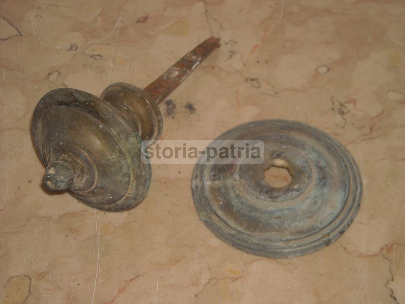 Antico Pomolo In Bronzo Del '700 Per Porte E Mobili d'Epoca