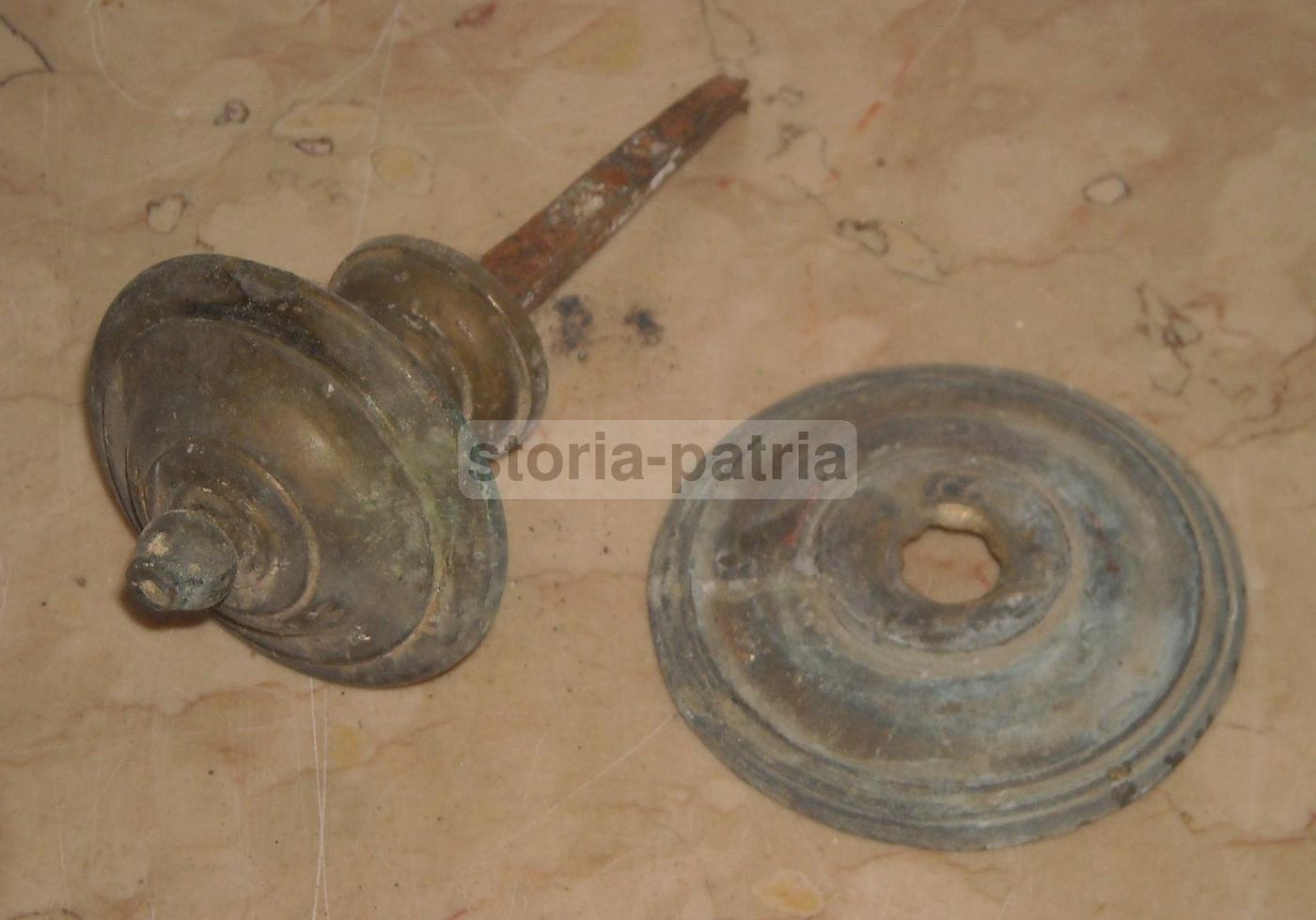 Antico Pomolo In Bronzo Del '700 Per Porte E Mobili d'Epoca