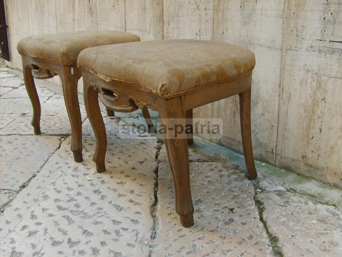 Coppia Di Sgabelli Antichi, XIX Secolo, Epoca Luigi Filippo, Da Restaurare