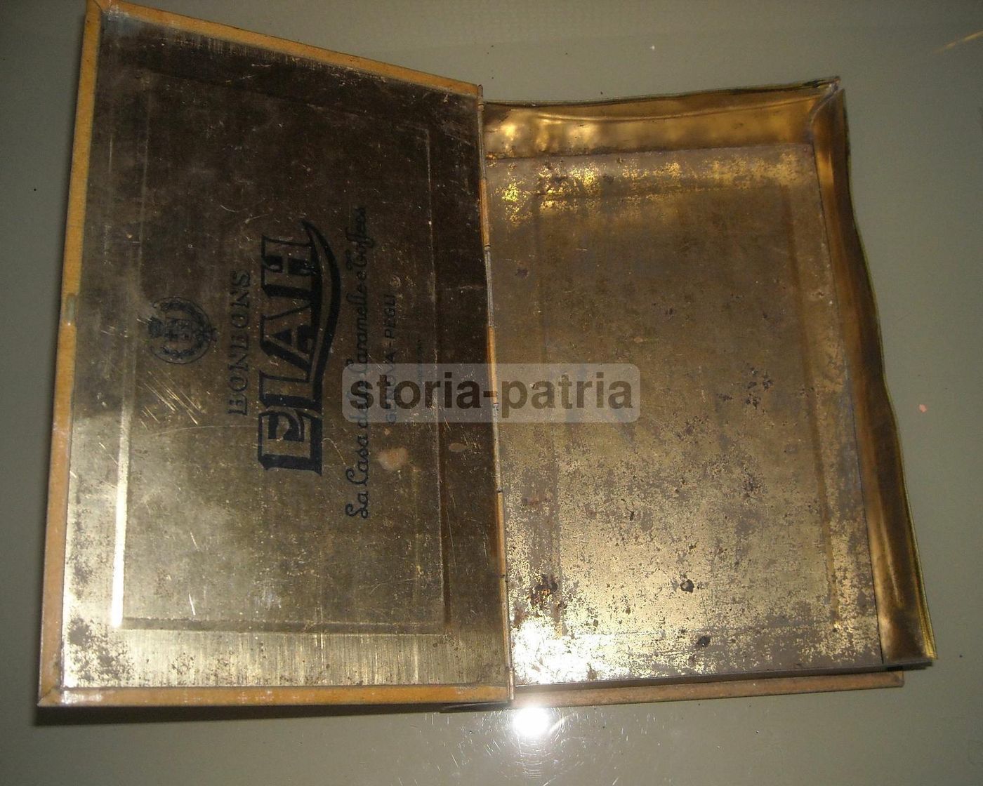 Scatola Pubblicitaria Elah Pegli Forma Libro Araldica Medievale