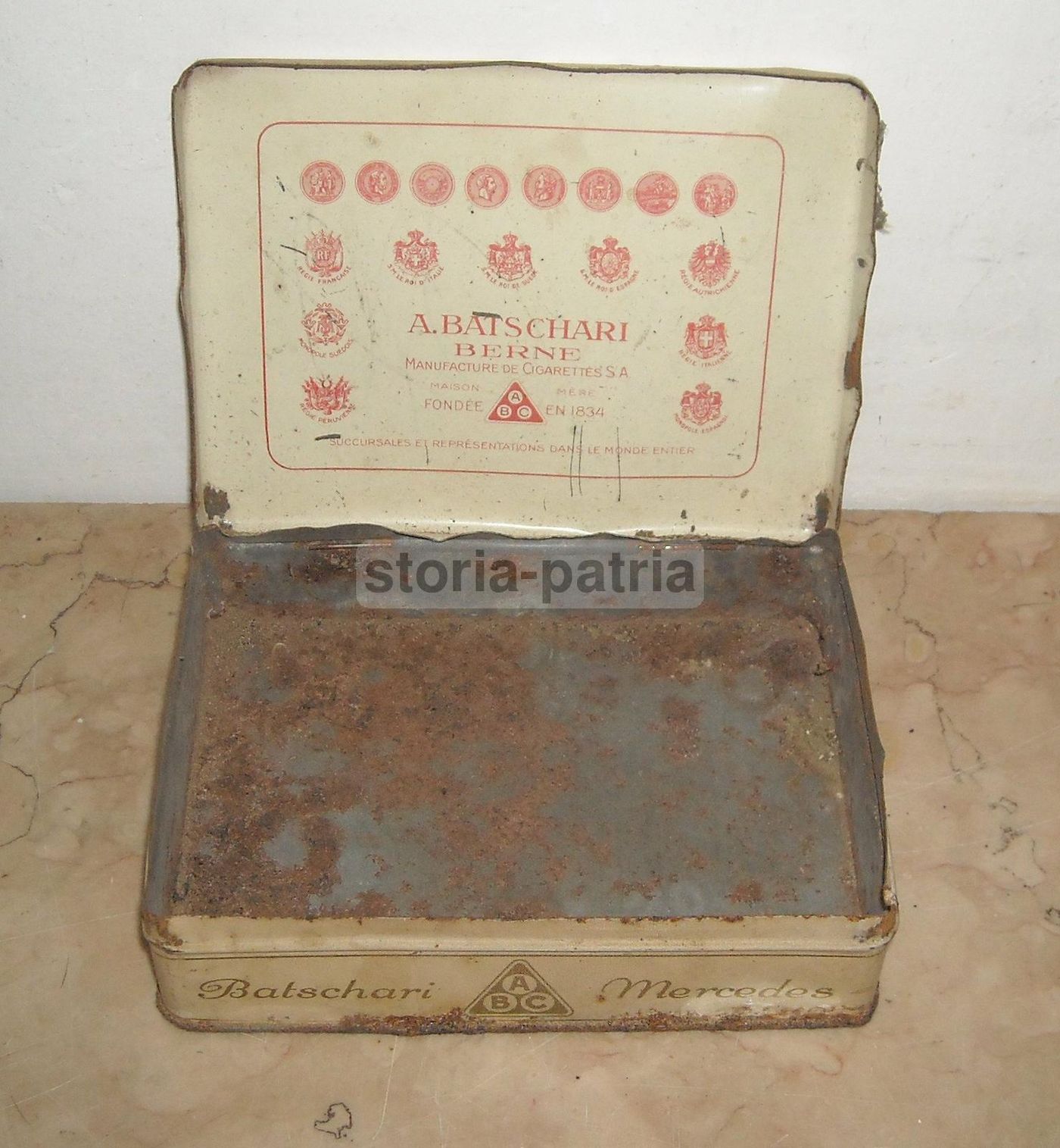 Astuccio Metallico Pubblicitario Batschari Berna Con Stemmi Araldici