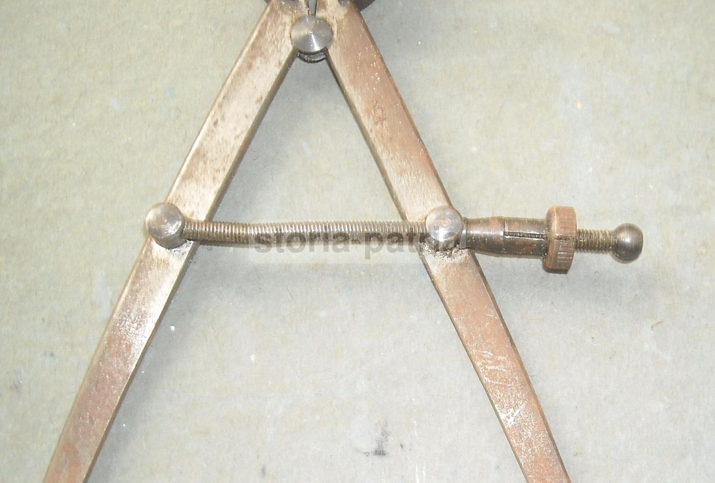 Antico Compasso In Ferro Dell'800 Per Topografia E Disegno Tecnico