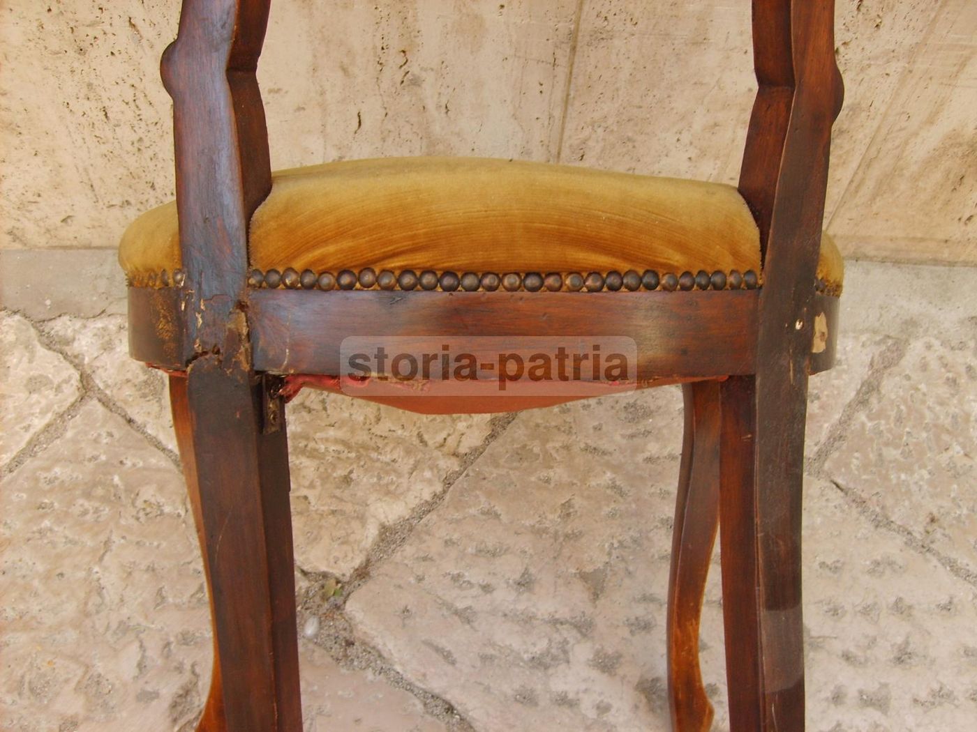 Sedia Imbottita Epoca Luigi Filippo In Legno Intagliato Da Restaurare