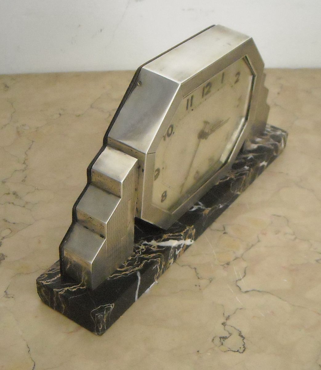 Orologio Da Tavolo Art Déco Anni '30 Argento E Marmo Nero