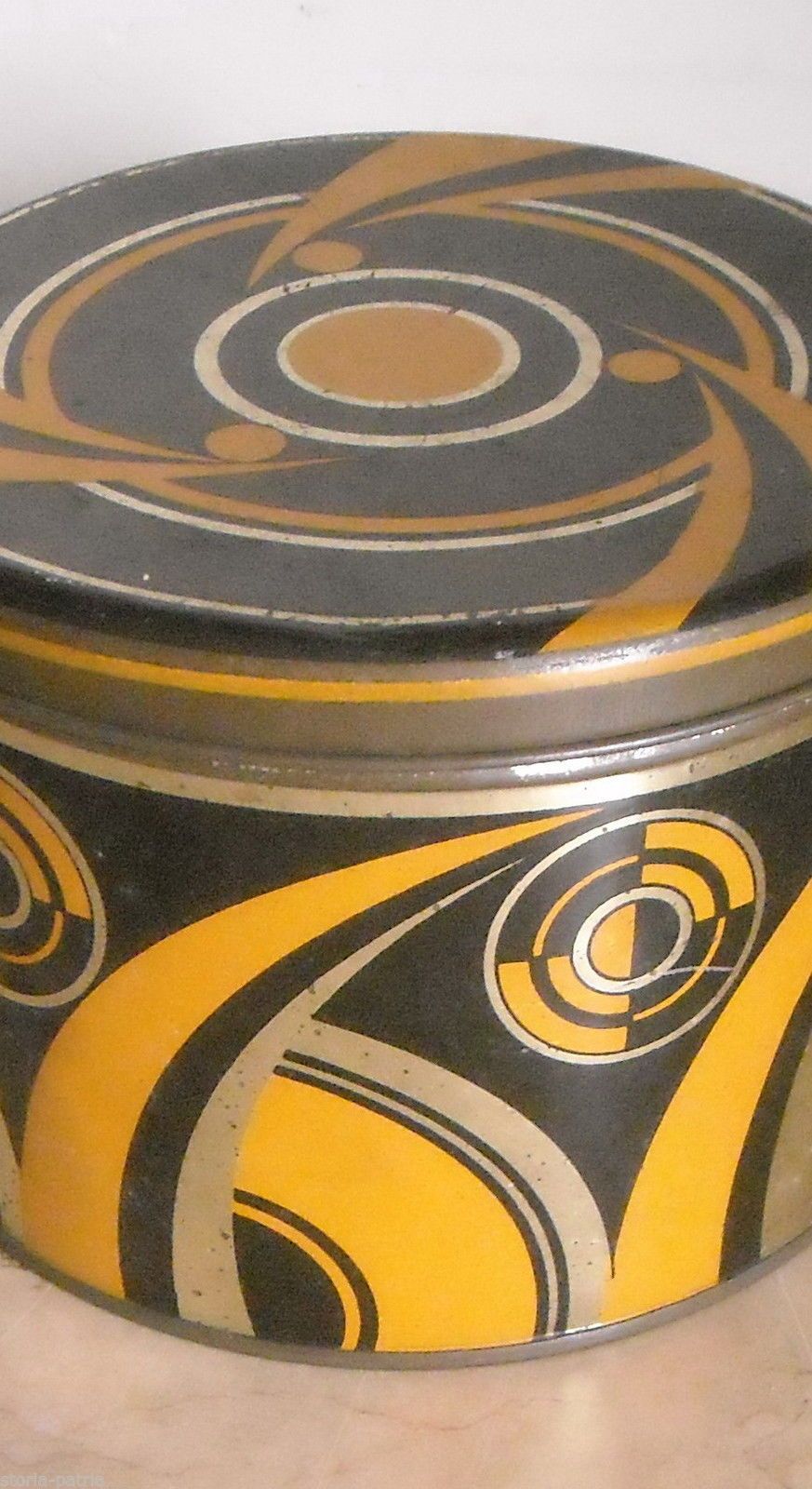 Scatola In Latta Art Déco E Futurismo A Motivi Geometrici