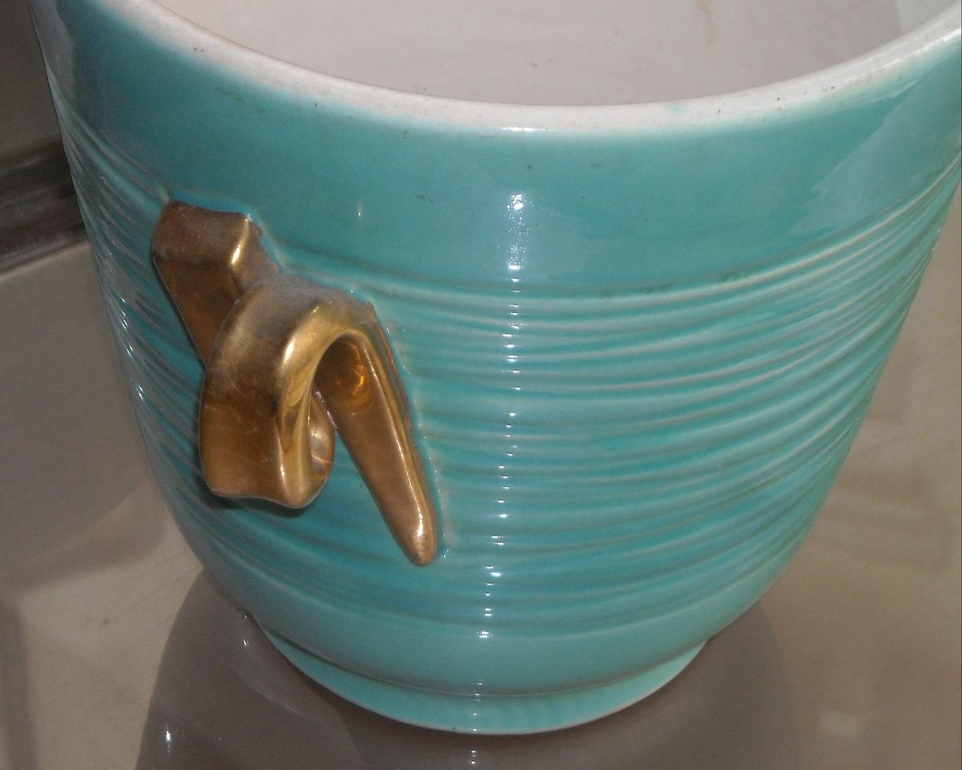 Vaso Cachepot In Ceramica Francese, Anni 1940 1960, Verde E Oro