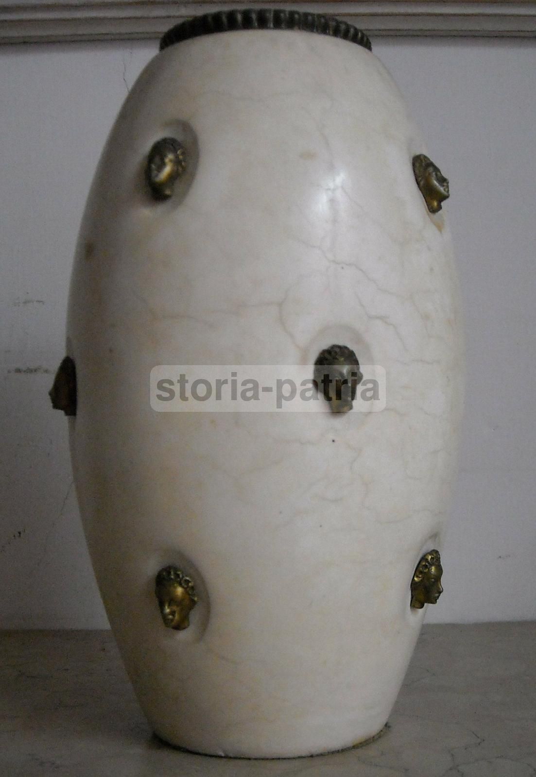 Vaso Art Déco In Alabastro Con Sculture In Bronzo Anni '30