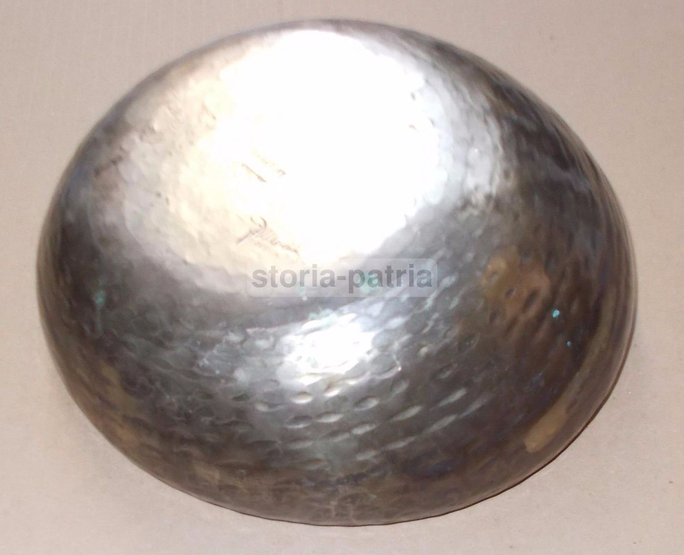 Ciotola Decorativa Laras In Metallo Battuto Argentato, Anni 60 70