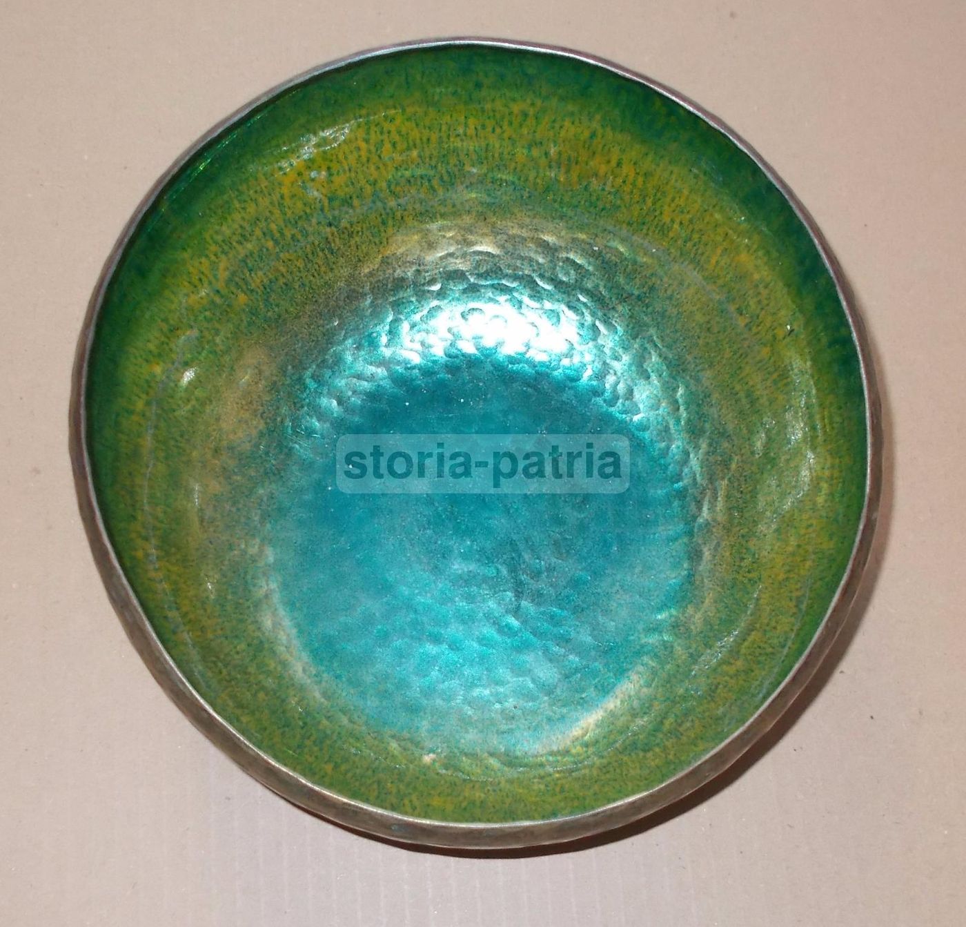 Ciotola Decorativa Laras In Metallo Battuto Argentato, Anni 60 70