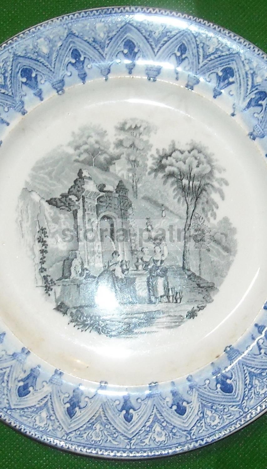 Piatto In Ceramica Richard Con Fontana E Costumi Popolari Della Ciociaria, XIX Secolo