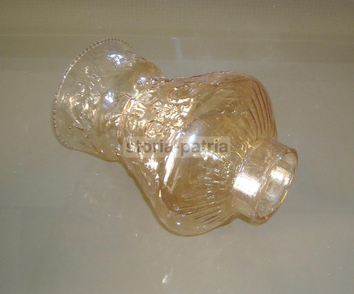 Coppa In Vetro Per Lampada Con Rilievi Decorativi Anni '40 '60