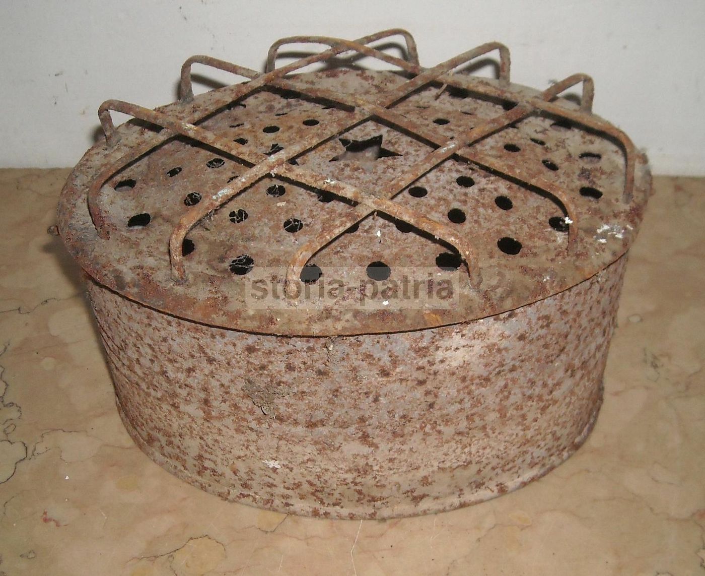 Antico Scaldaletto In Ferro Traforato, Fine '800   Inizio '900