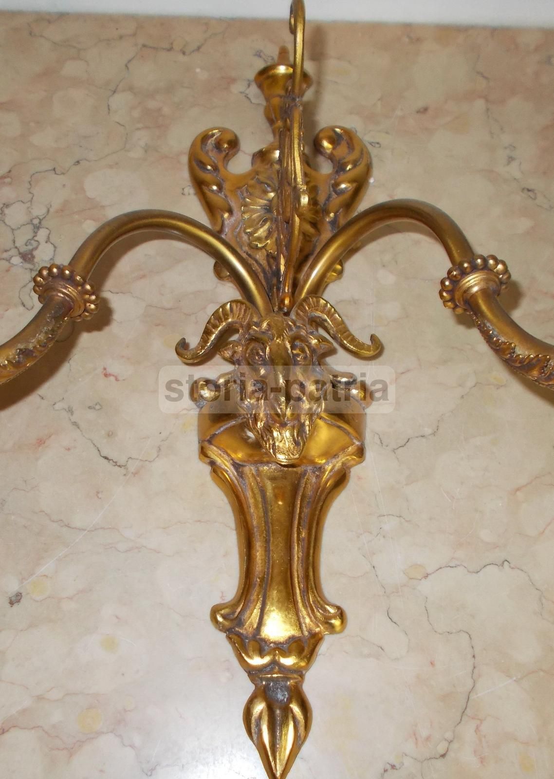 Applique In Metallo Dorato Con Mascherone Decorativo, Anni 1940 1960
