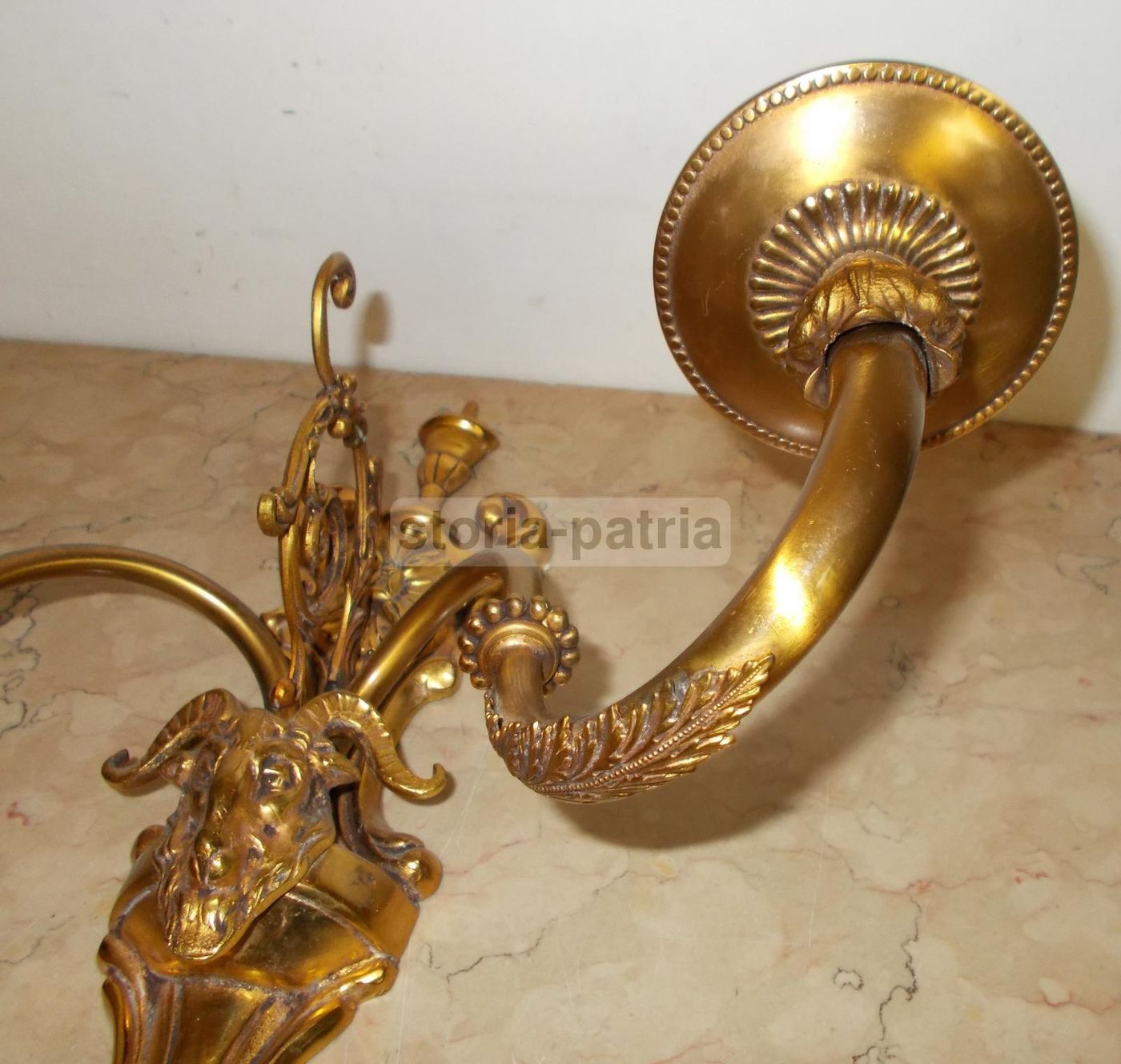 Applique Da Parete In Metallo Dorato Con Mascherone Allegorico, Anni '40 '60
