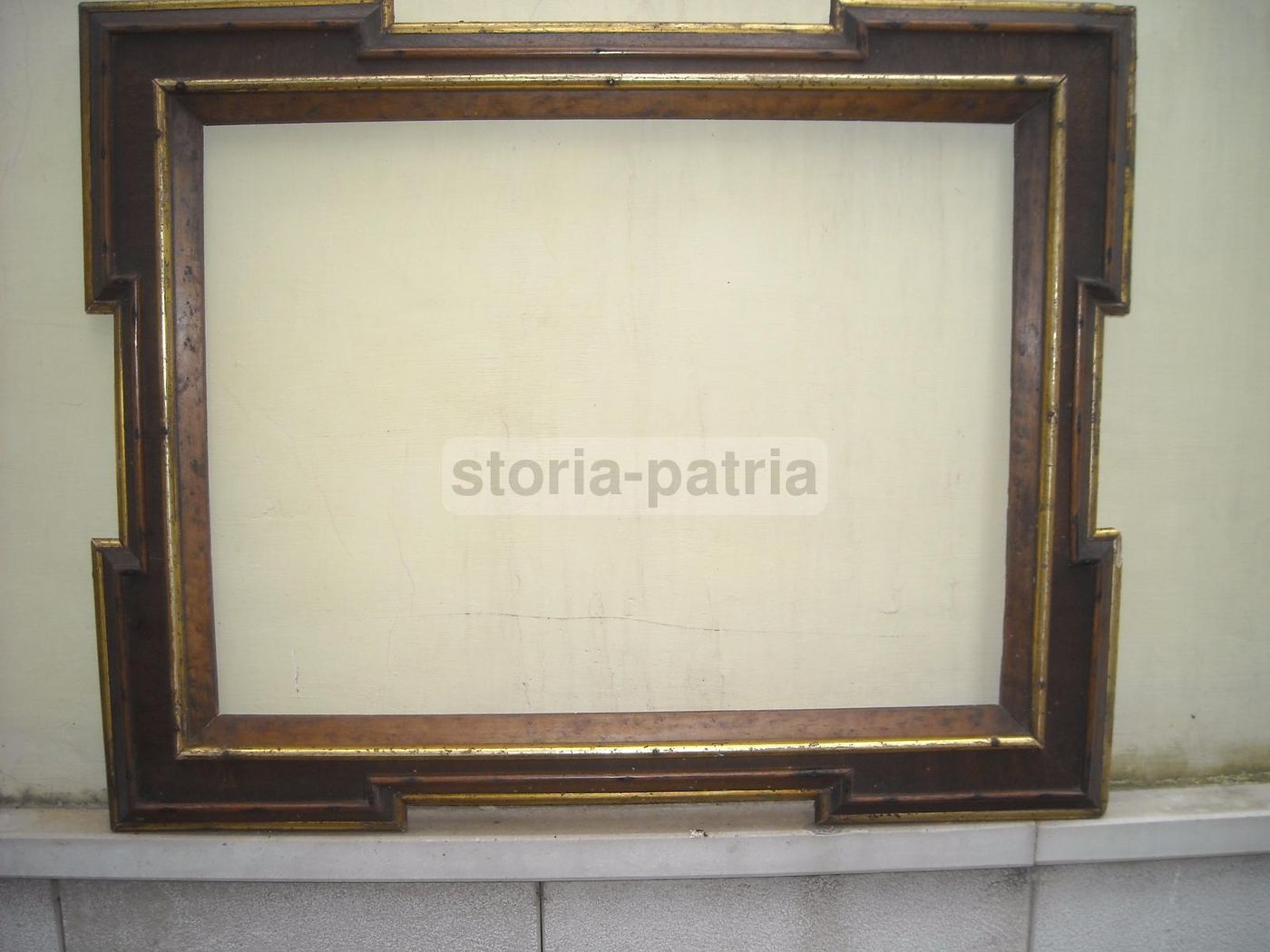 Cornice Antica In Legno Impiallacciato E Dorato Dell'800