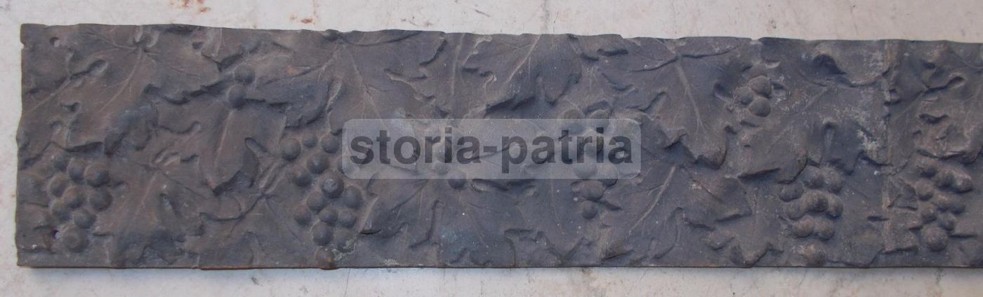 Placca Decorativa In Bronzo Con Grappoli d'Uva E Vitigni, Fine XIX   Inizio XX Secolo