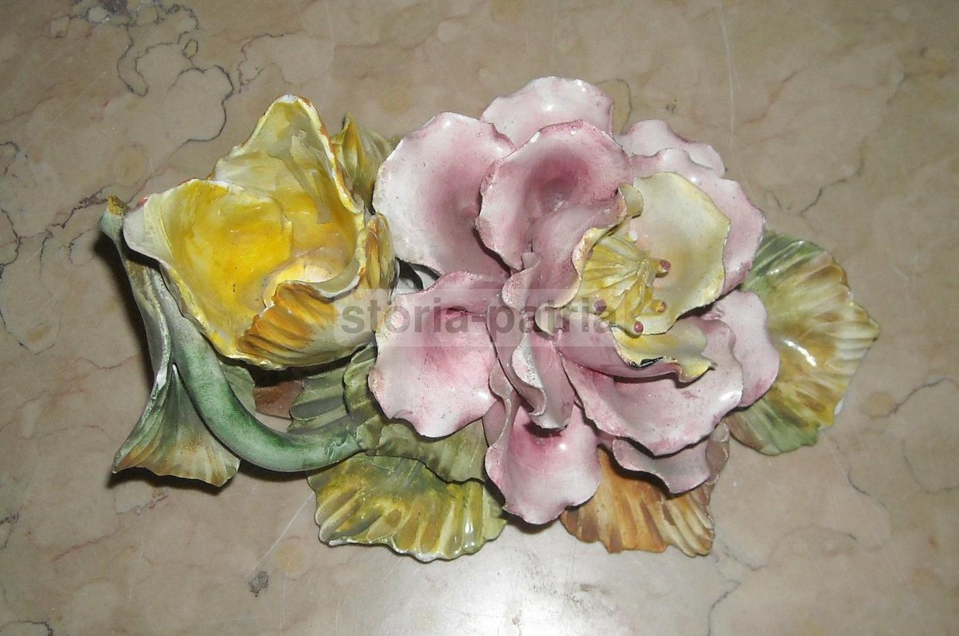Lampada Bugia In Ceramica Policroma Con Decorazione Floreale, Anni '50